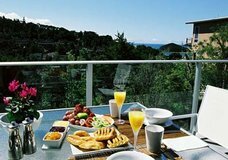 Decks of Paihia Luxury B&amp;B :: click here for more information